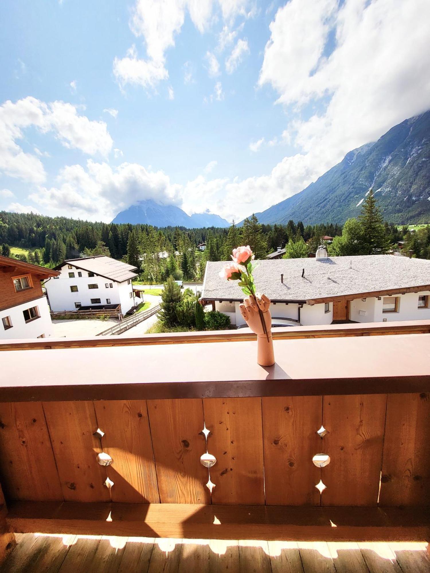 Schickster Sky Lodge Leutasch Exterior photo